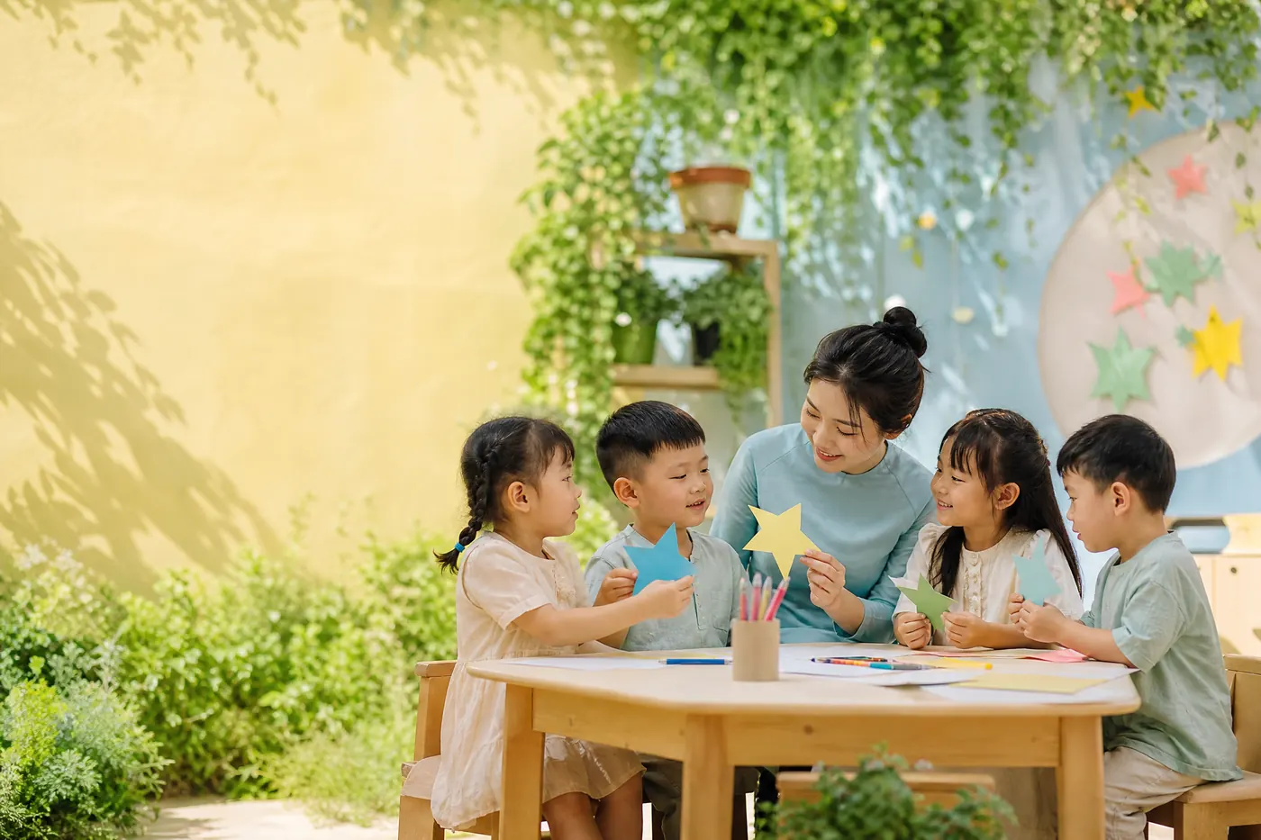 Album kỷ yếu mầm non những ngày đầu tiên bên cô giáo và các bạn